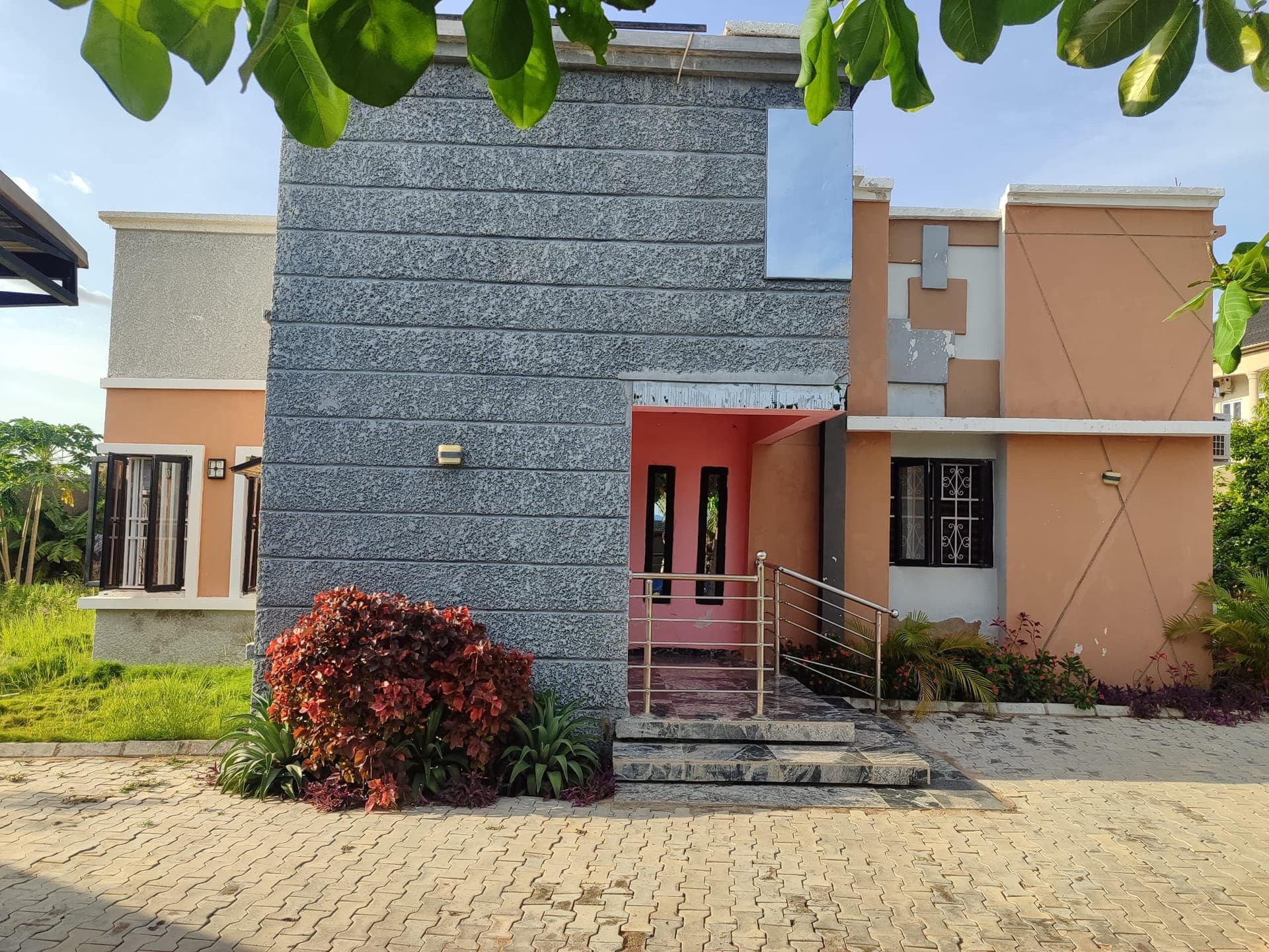 Baraks Road Bungalow